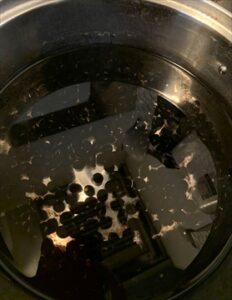 黒豆水煮浸水3