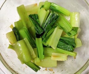 有機野菜の小松菜のナムル